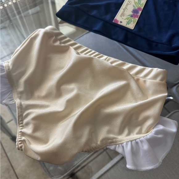 Disney Snow White Colorful Two-Piece Costume dress up Disneyland - Picture 2 of 4